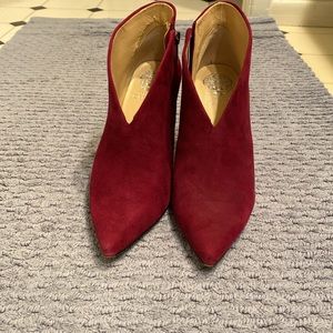 Hot Pink Size 8 Vince Camuto Shootie with 3 1/2 in heel